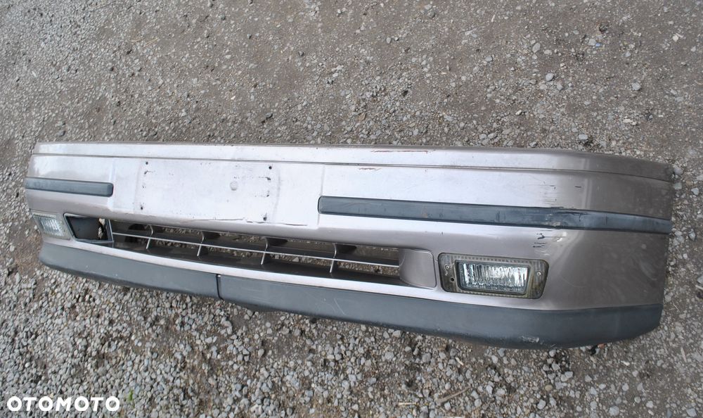 Zderzak przód Seat Toledo I - 3