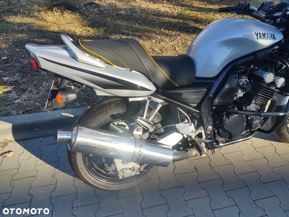 Yamaha FZS - 3