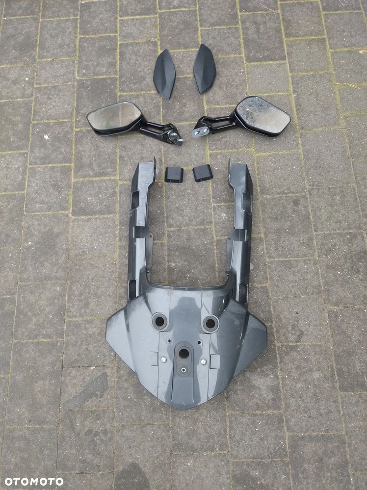 Yamaha FJR  1300 tdm mt tracer kufry siedzenie oryginał siodło bagażnik rączki szyba kufer lusterko zaślepki szyby osłona zaślepki szyby  po 2006 r uchwyt podwyższenie lusterek zadupek zamki kufra zaślepki - 17