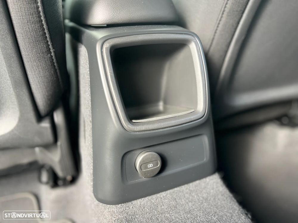 Volvo XC 40 1.5 T4 PHEV Essential - 18