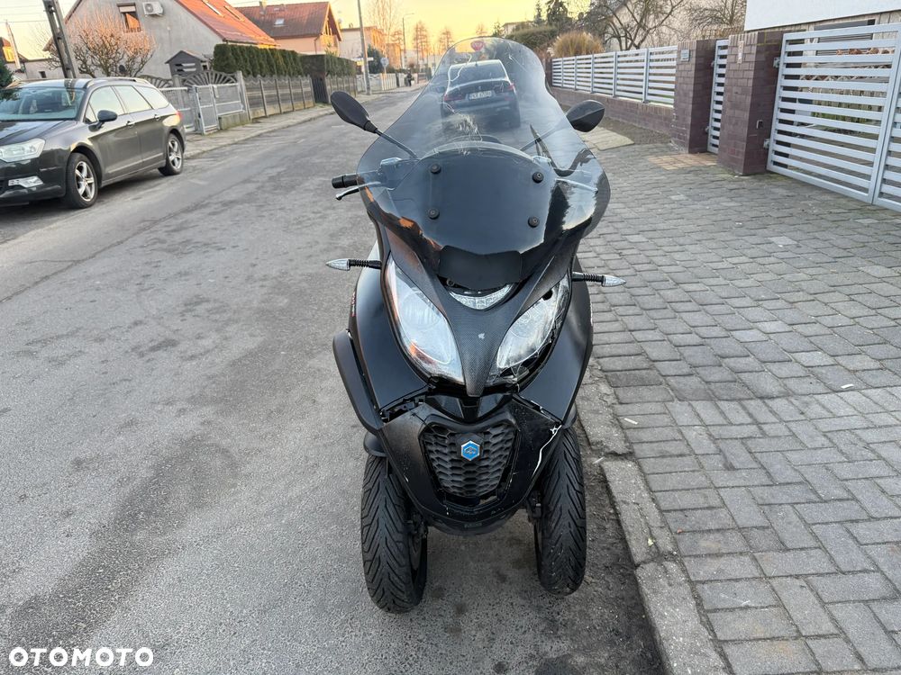 Piaggio MP-3 - 2