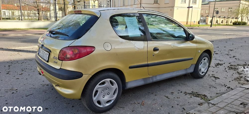 Peugeot 206 - 11