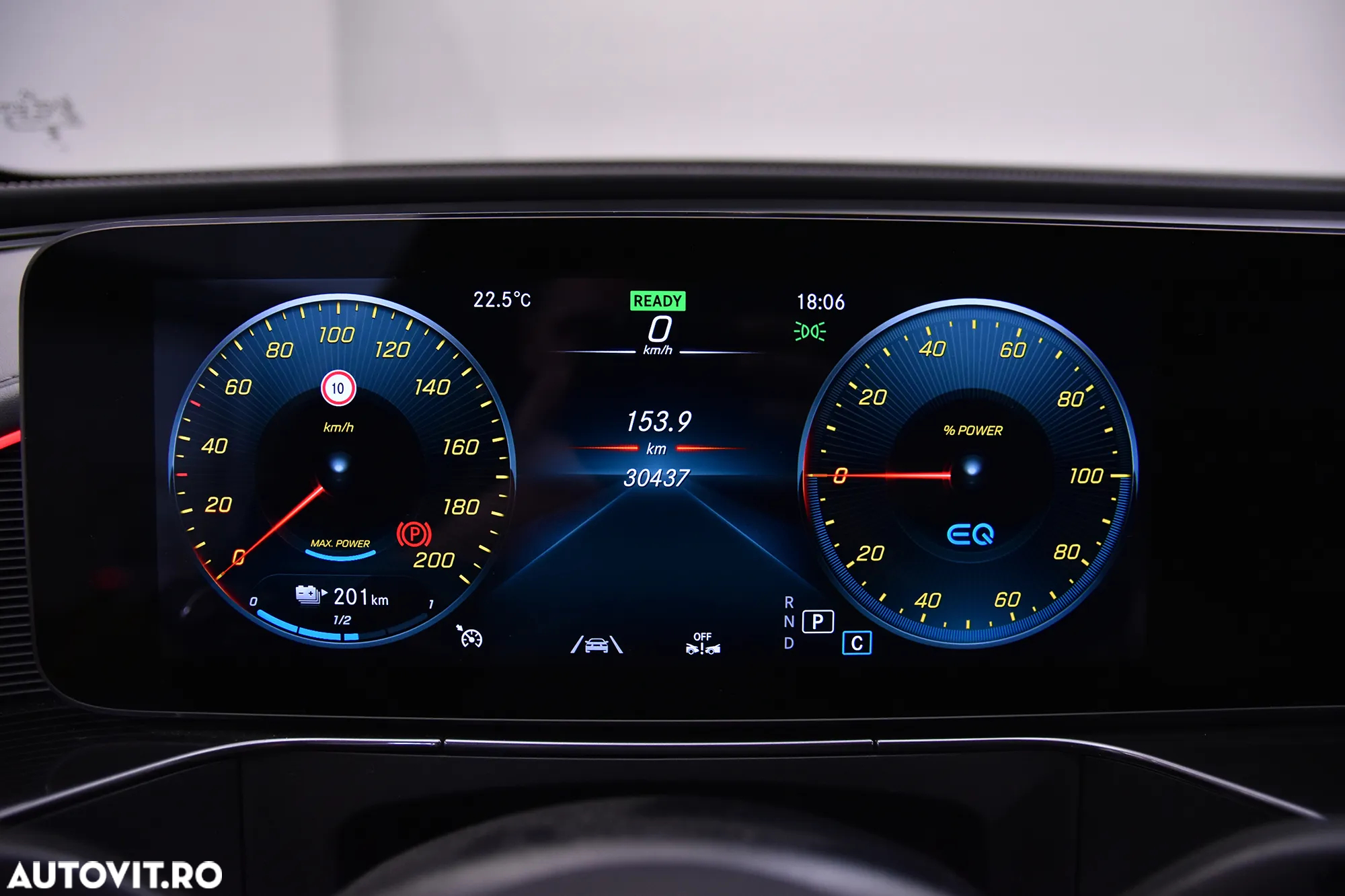 Mercedes-Benz EQC 400 4MATIC - 10