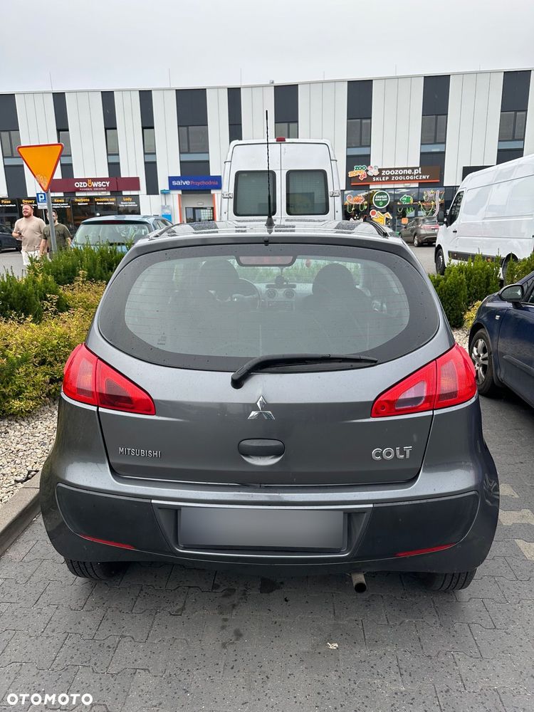 Mitsubishi Colt 1.1 - 2