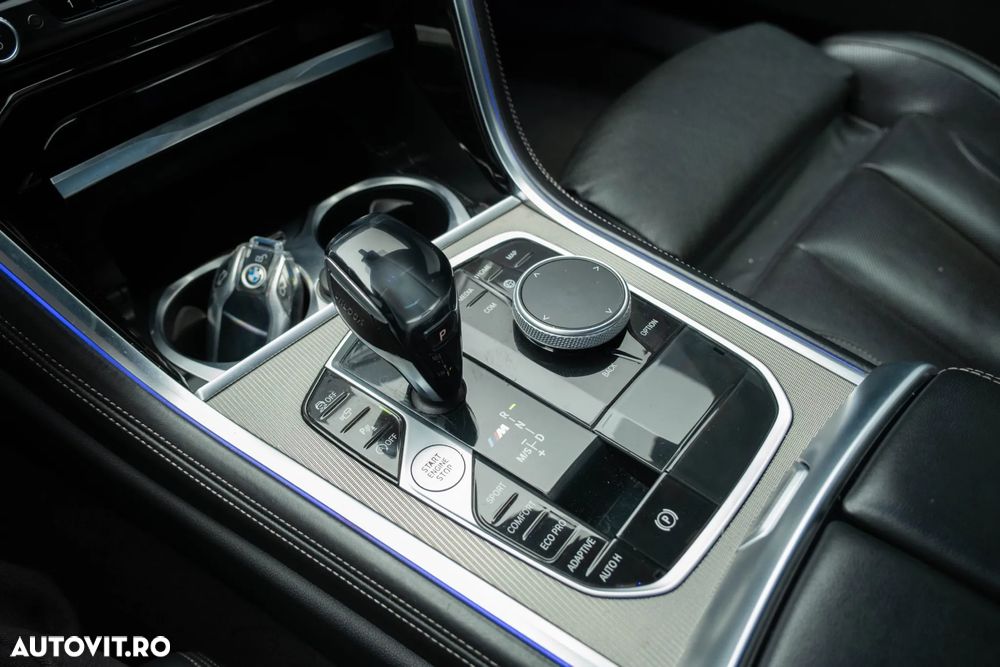 BMW M8 M850i xDrive AT - 15