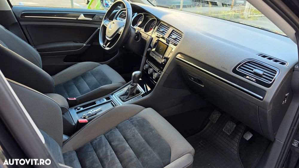 Volkswagen Golf 1.4 TSI ACT BlueMotion Technology DSG Highline - 5