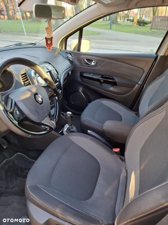 Renault Captur - 4