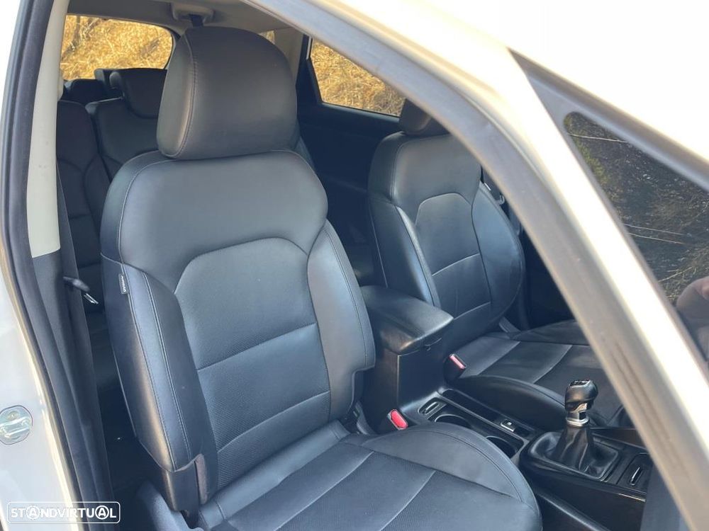 Kia Carens 1.7 CRDi ISG TX - 40