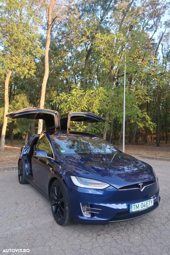 Tesla Model X Performance - 3