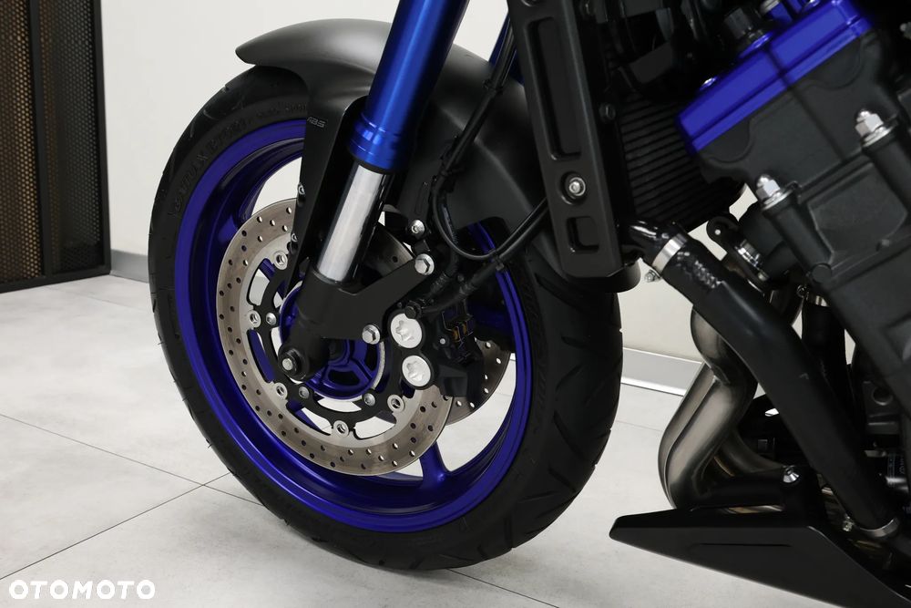 Yamaha FZ8 - 36