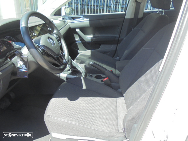 VW Polo 1.6 TDi Confortline DSG - 11