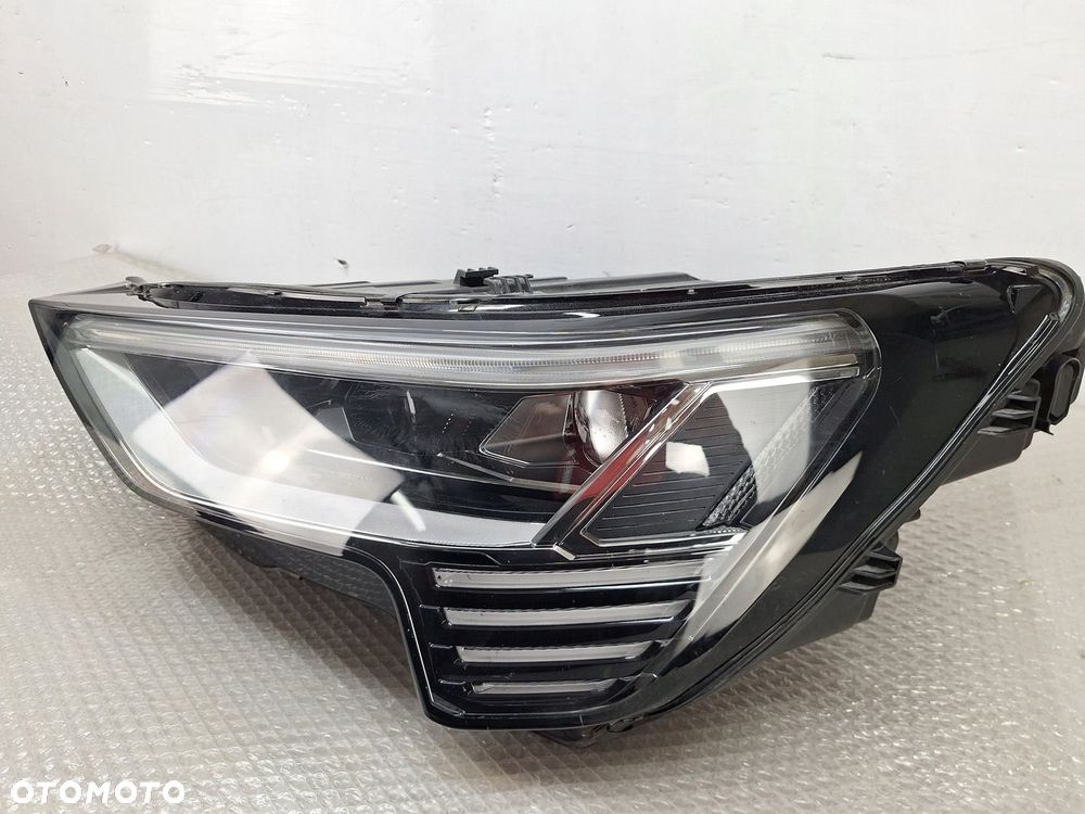 REFLEKTOR AUDI E-TRON / Q8 E-TRON LIFT 2022-2025 LAMPA FULL LED MATRIX OE - 3