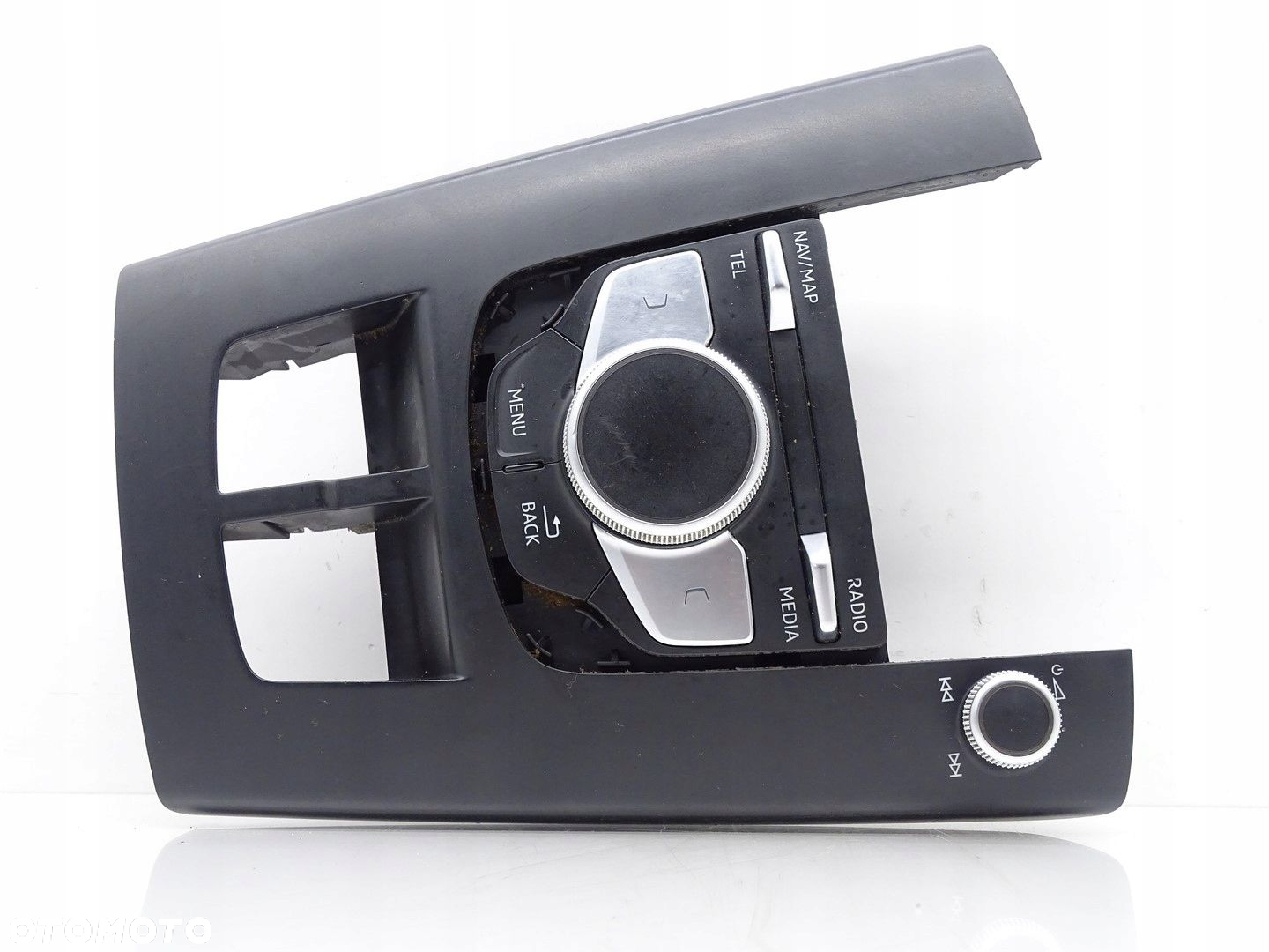 PANEL PRZEŁĄCZNIK STEROWANIA RADIA MMI NAVI AUDI A3 8V LIFT 8V0919614BE - 2