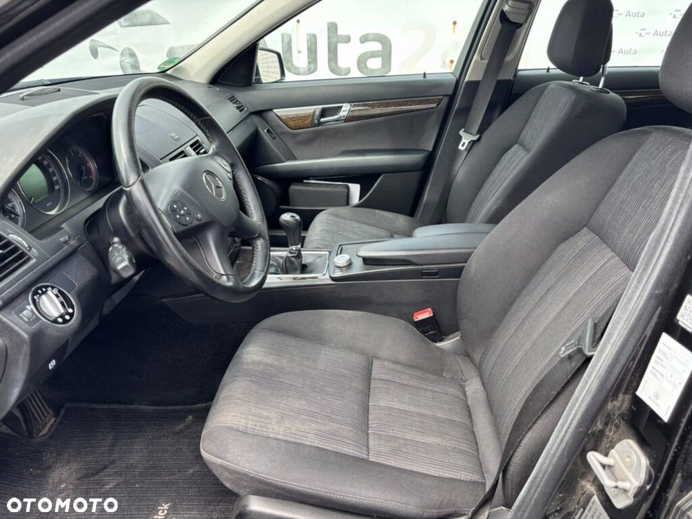 Mercedes-Benz Klasa C 220 CDI DPF Elegance - 9