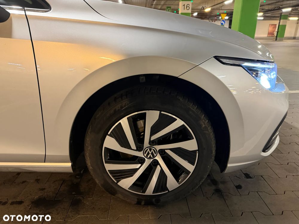 Volkswagen Golf - 26