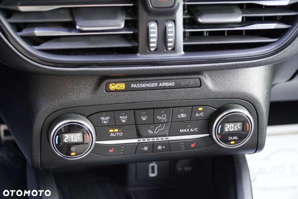 Ford Focus 2.0 TDCi ST-Line Black ASS PowerShift - 19