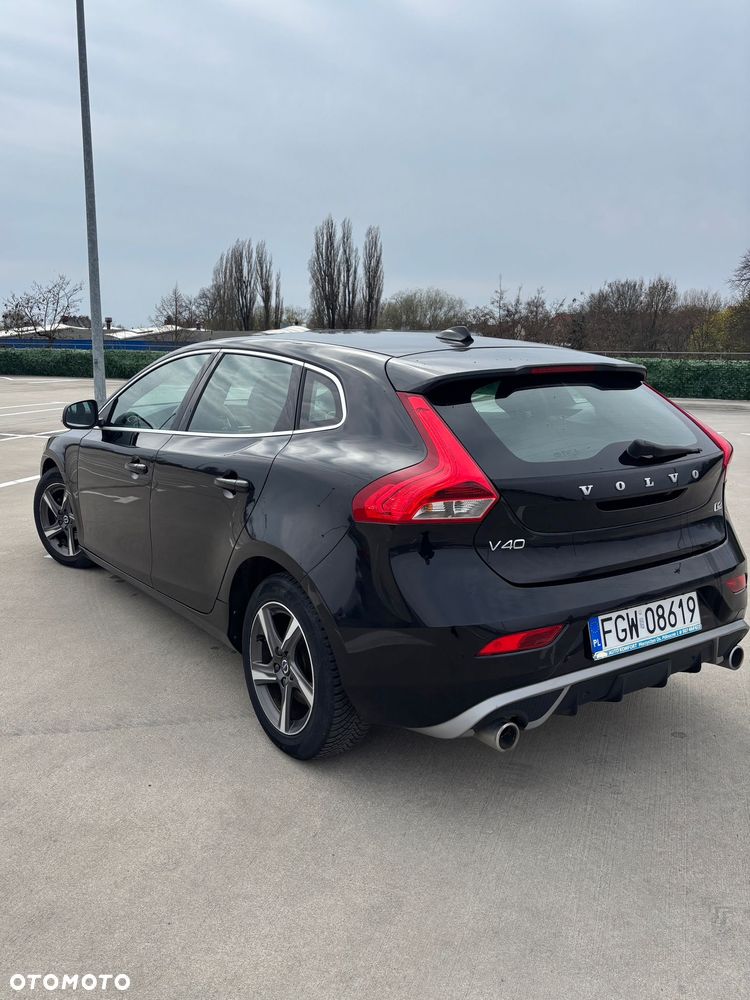 Volvo V40 D2 Drive-E R-Design Kinetic - 4