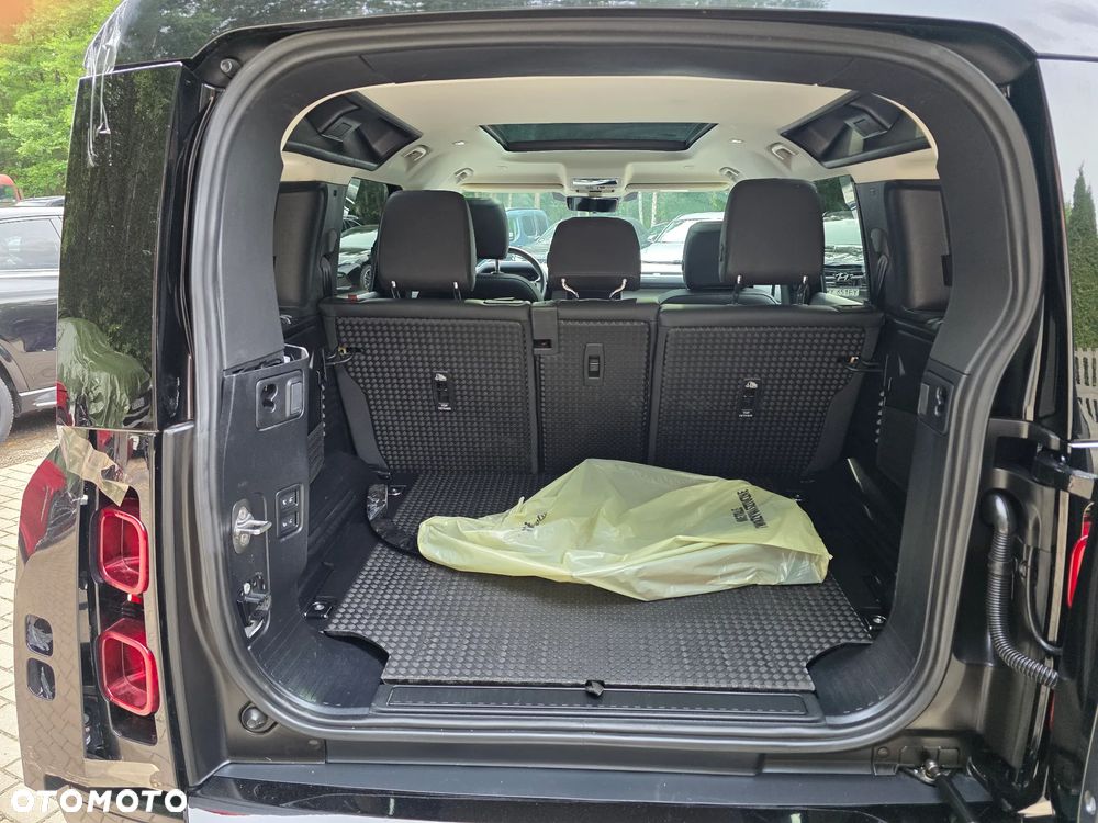 Land Rover Defender 3.0 D250 mHEV XS Edition - 14