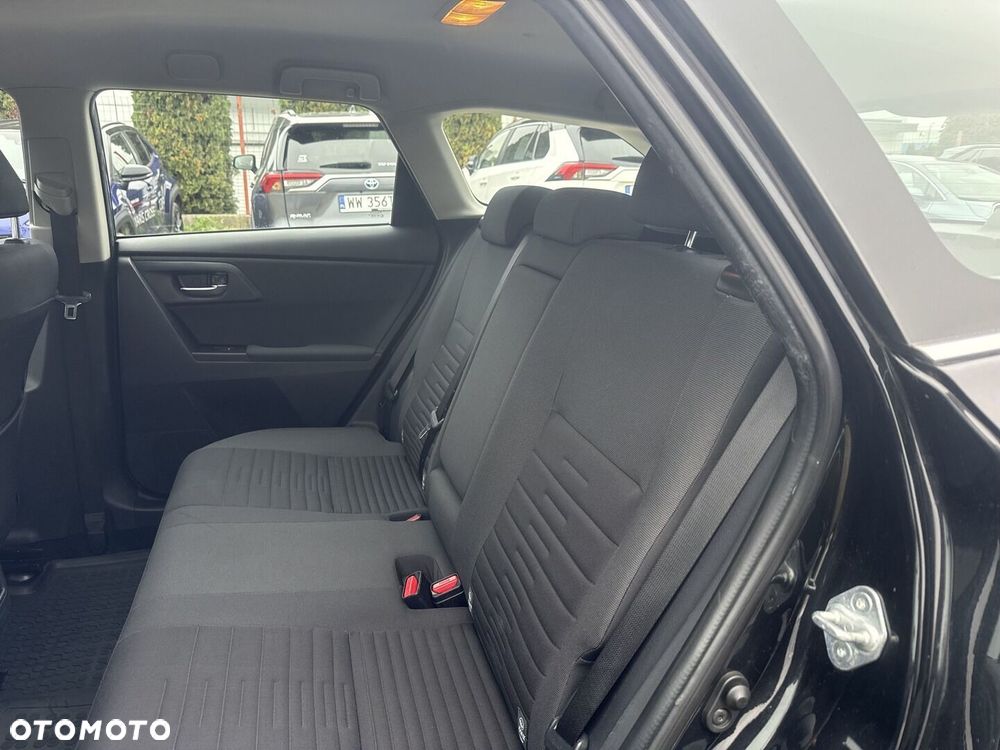 Toyota Auris 1.6 Premium Comfort - 17