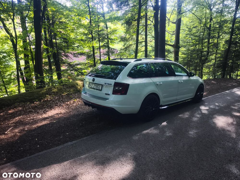 Skoda Octavia 2.0 TDI 4x4 RS DSG - 4