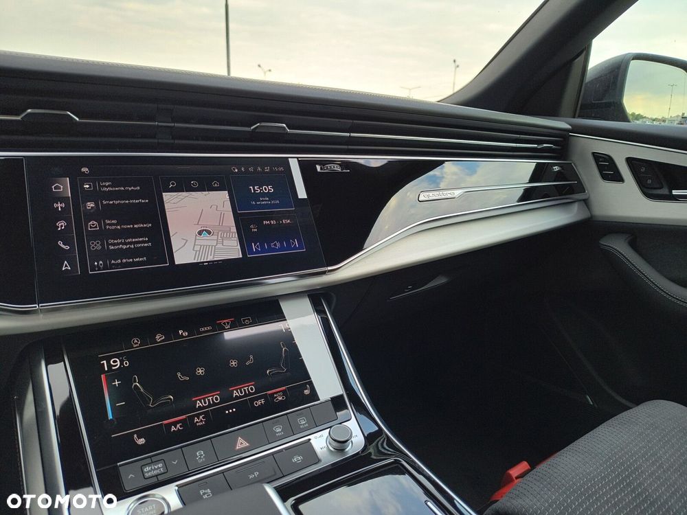 Audi Q8 - 21