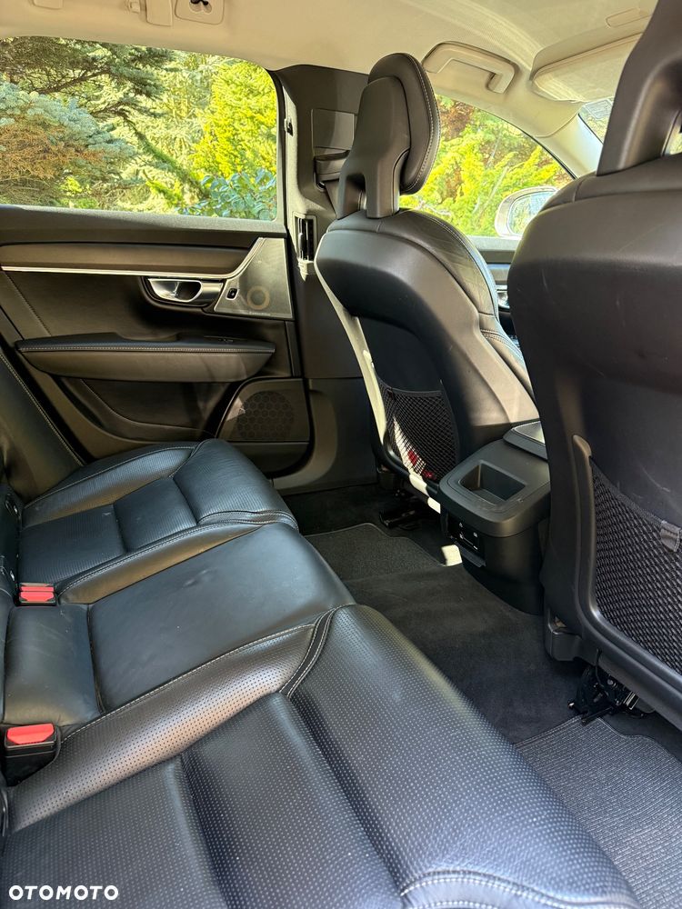 Volvo V90 Cross Country D5 AWD Pro - 23