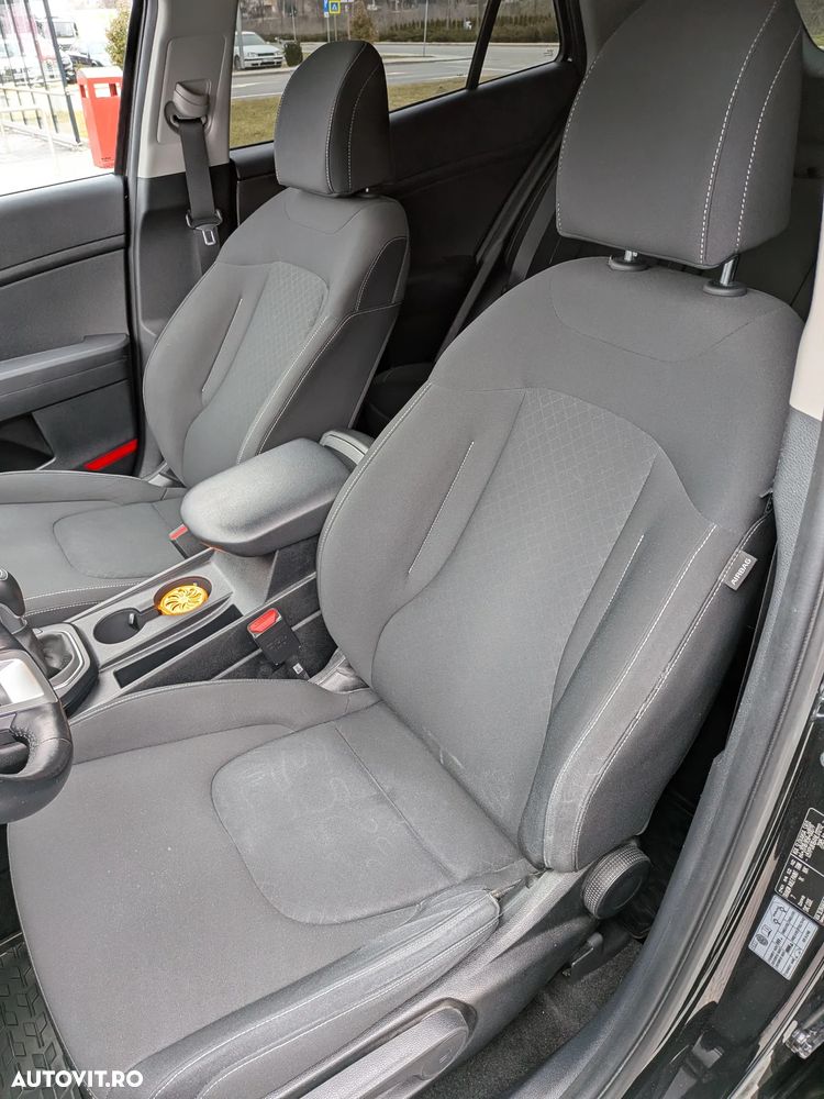 Kia Sportage 1.6 T-GDI 6MT 4x2 Urban - 19