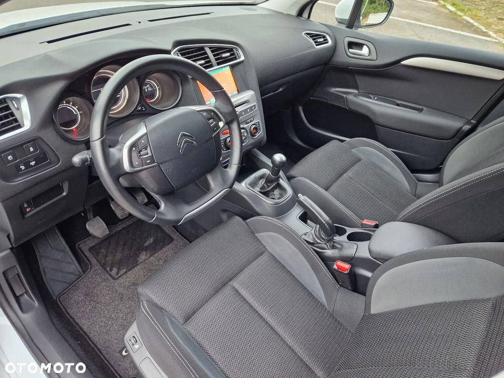 Citroën C4 BlueHDi 100 Business Class - 19