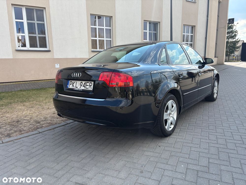 Audi A4 Limousine 2.0 TDI - 31