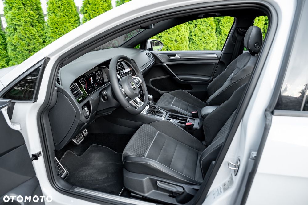 Volkswagen Golf 2.0 TDI BMT GTD DSG - 17