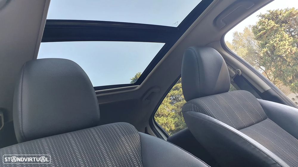 Honda HR-V 1.5 i-VTEC Executive CVT - 15