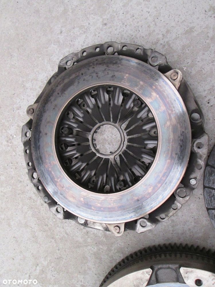 BMW F20 F21 F22 KOŁO DWUMASOWE SPRZĘGŁO M135i 135i 21207646088 21207638495 - 7