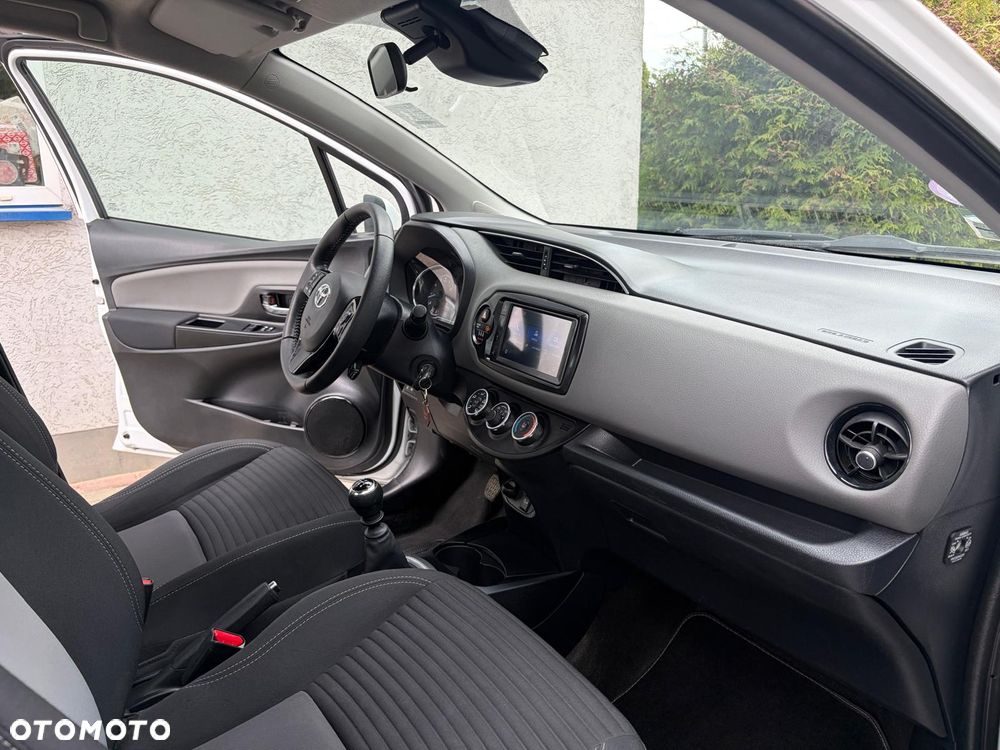 Toyota Yaris - 19