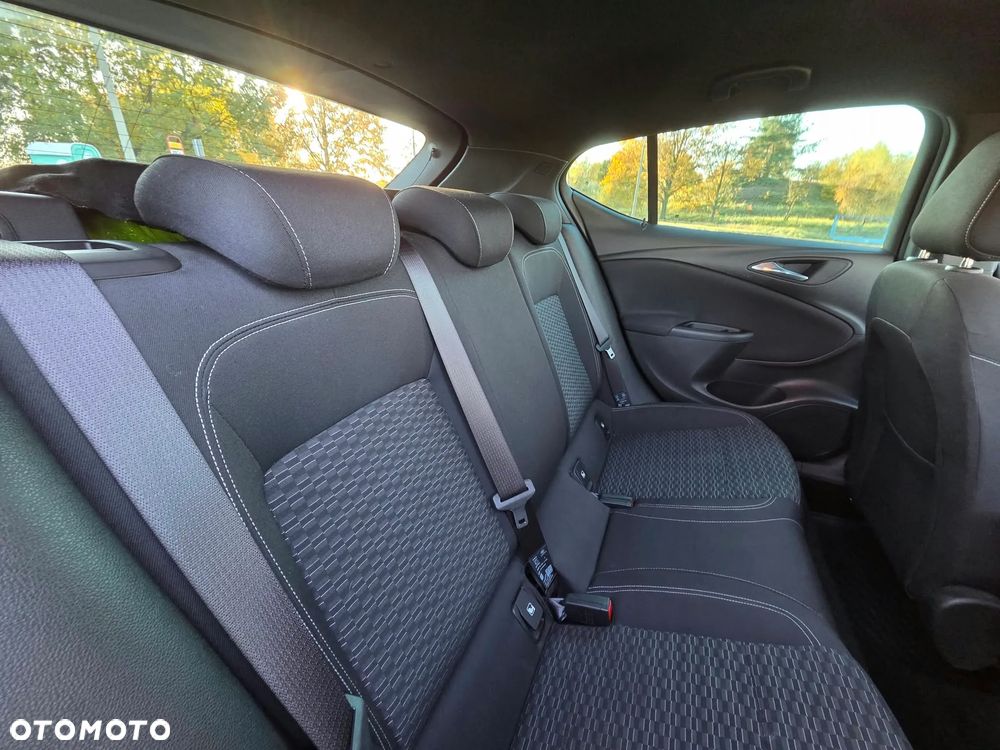 Opel Astra - 18