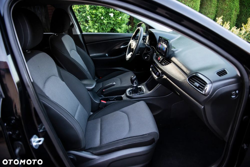 Hyundai i30 i30cw 1.4 Advantage - 38