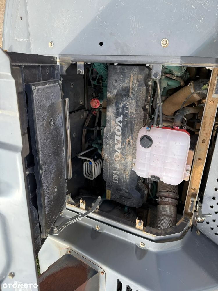 Volvo EC 380 EL - 19