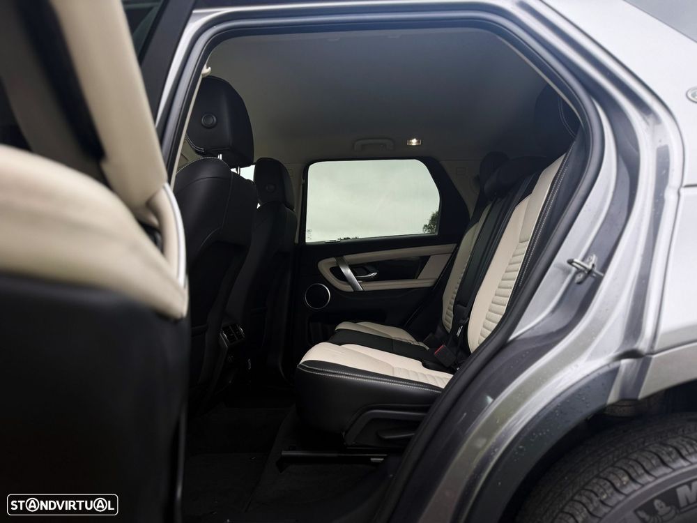 Land Rover Discovery Sport P300e R-Dynamic S - 10