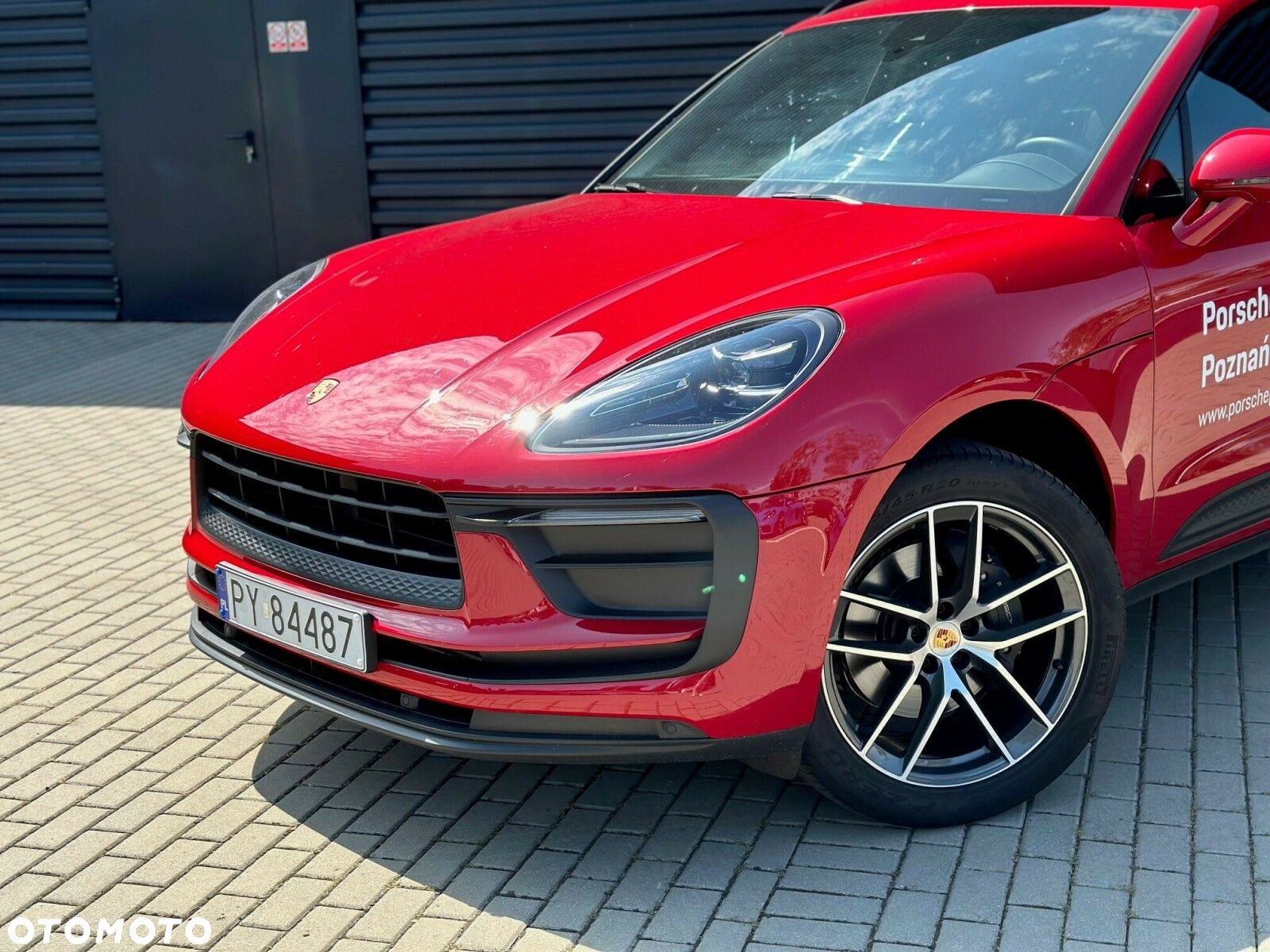 Porsche Macan - 2
