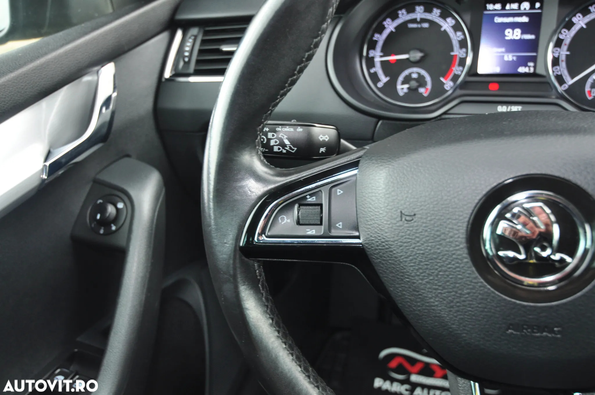 Skoda Octavia Combi Diesel 2.0 TDI Ambition - 18