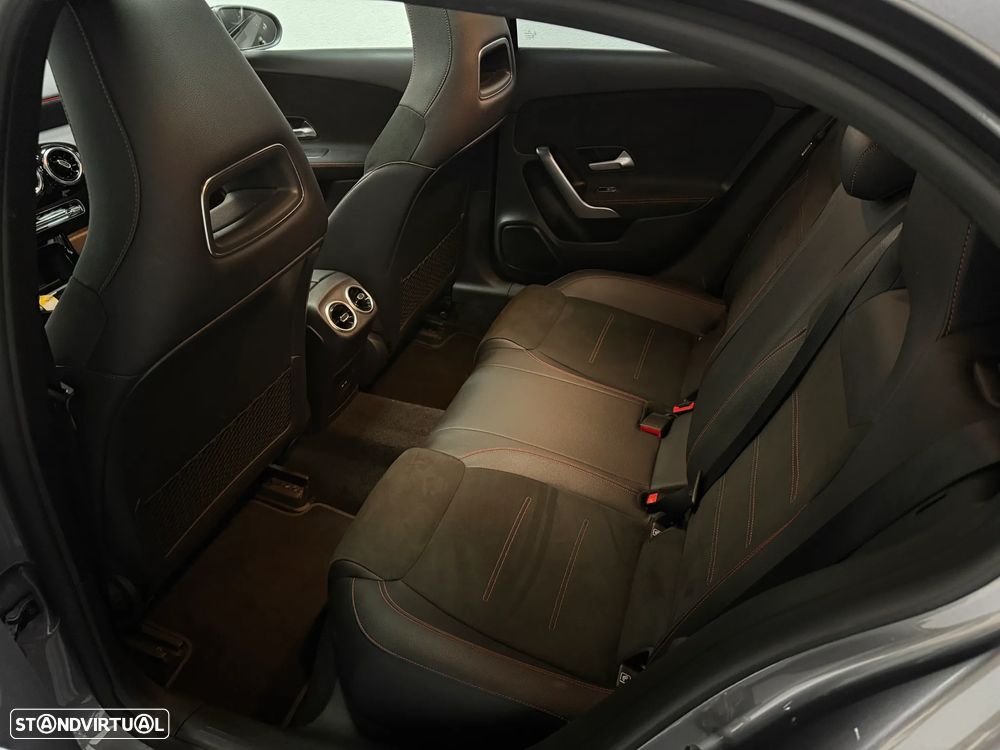 Mercedes-Benz A 160 d AMG Line - 9