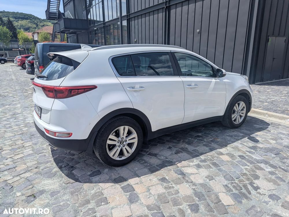 Kia Sportage 1.6 T-GDI 7DCT 4x4 Style - 4