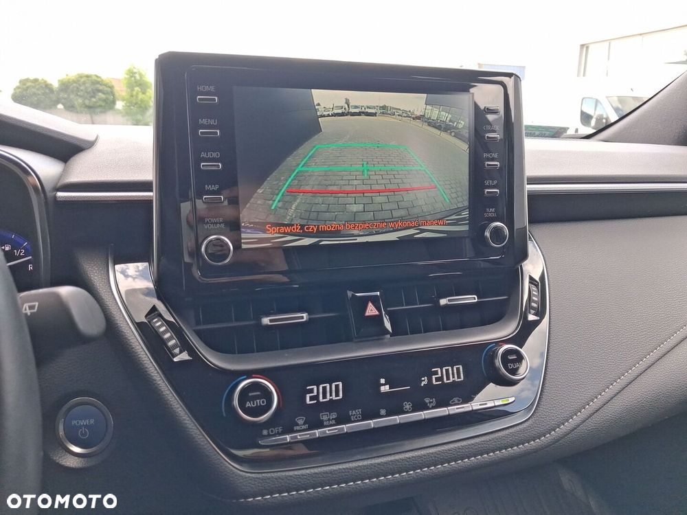 Toyota Corolla 1.8 Hybrid Comfort - 23
