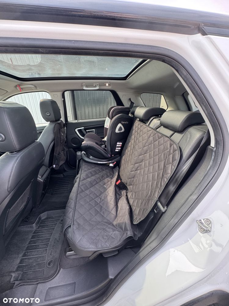 Land Rover Discovery Sport 2.0 TD4 HSE - 30