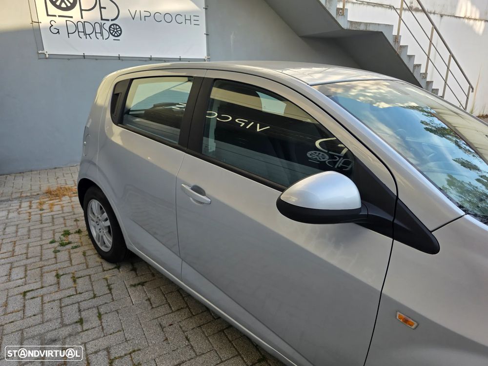 Chevrolet Aveo 1.3 VCDi LTZ - 26