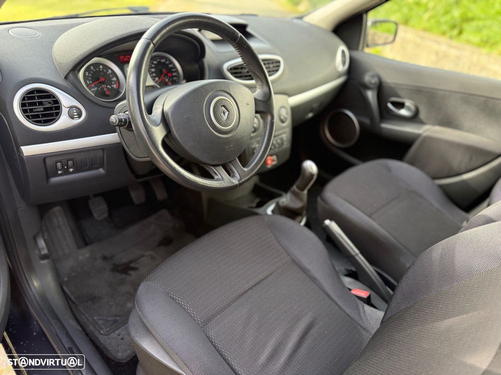 Renault Clio 1.2 16V Dynamique - 9
