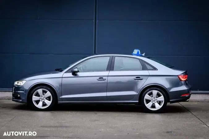 Audi A3 2.0 TDI Limousine Attraction - 10