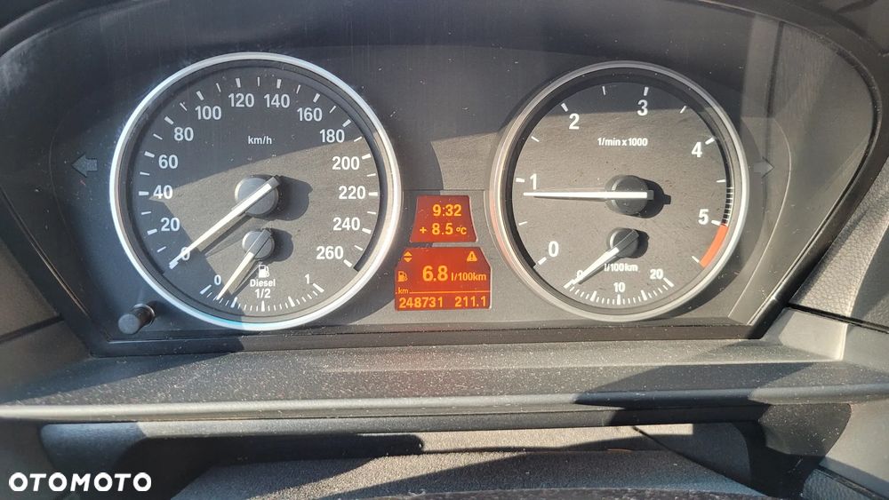 BMW Seria 5 520d - 1