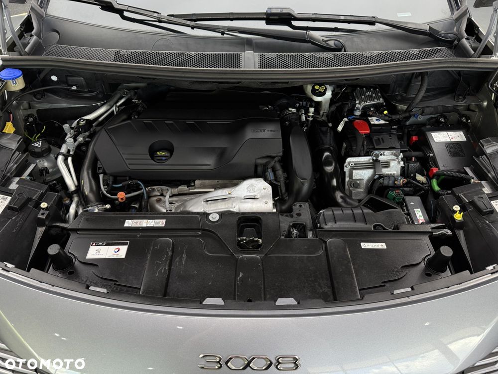 Peugeot 3008 1.6 PureTech Hybrid PHEV Allure Pack S&S EAT8 - 21