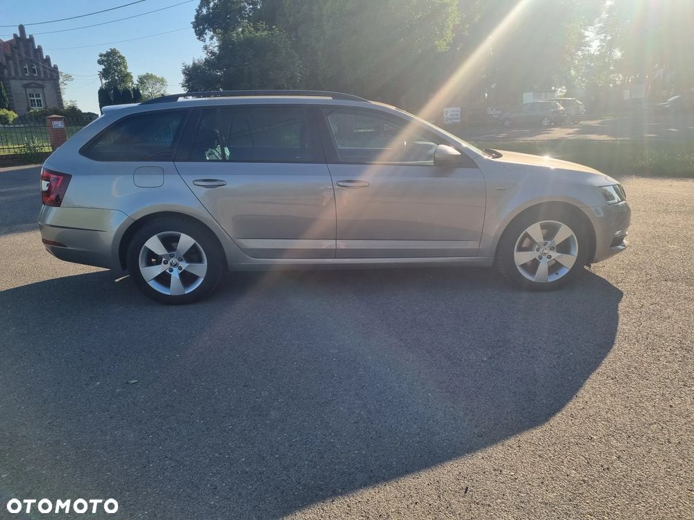 Skoda Octavia 1.8 TSI 4x4 Clever DSG - 7