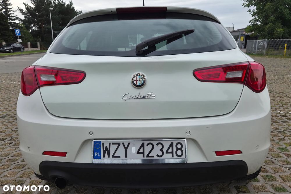 Alfa Romeo Giulietta 1.6 JTDM Distinctive - 4